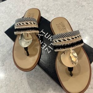 Naturalizer Black and Gold Sandals with Chic Thong Design